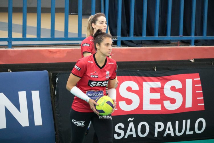 Dani Lins em aquecimento do SESI