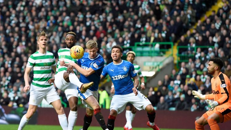 Imagem de jogo entre Celtics e Rangers