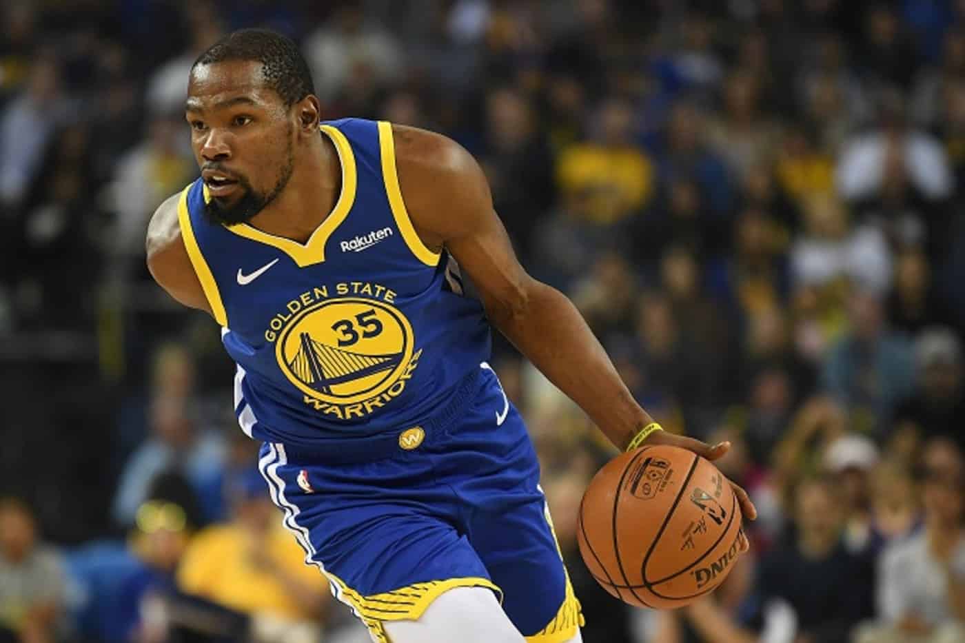 Kevin Durant começo na NBA, títulos conquistados e MVP's.
