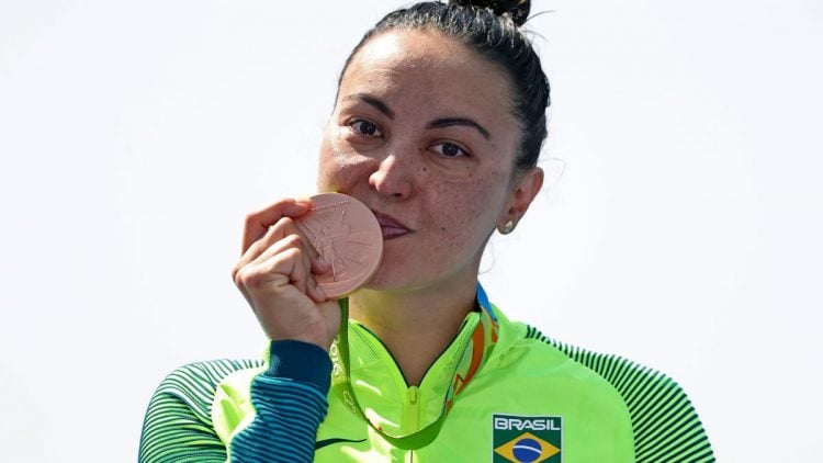 Imagem de Poliana Okimoto, atleta militar