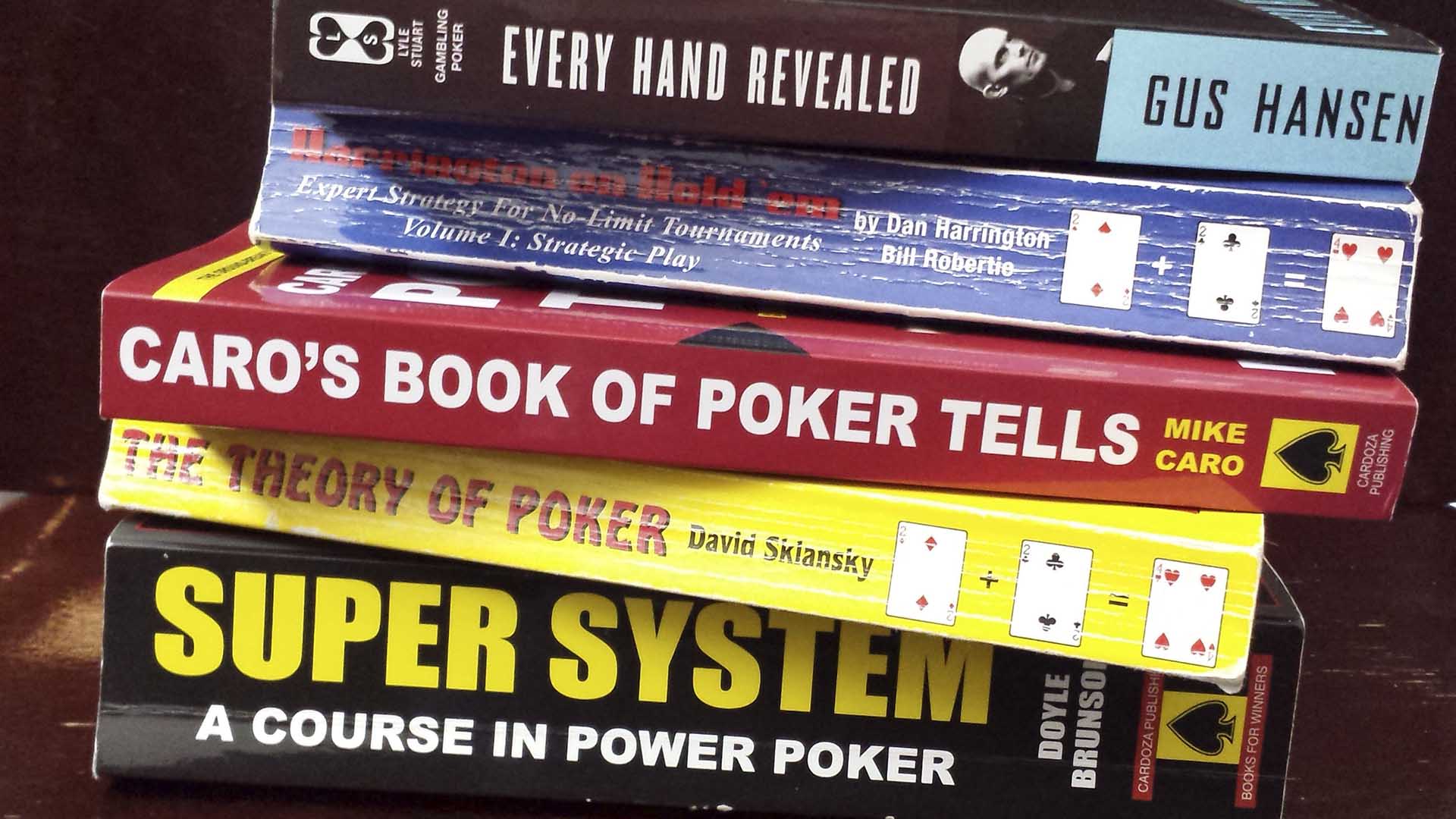 melhor maneira de estudar poker