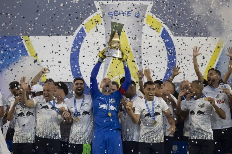 Imagem da comemoração do Bragantino na Série B de 2019