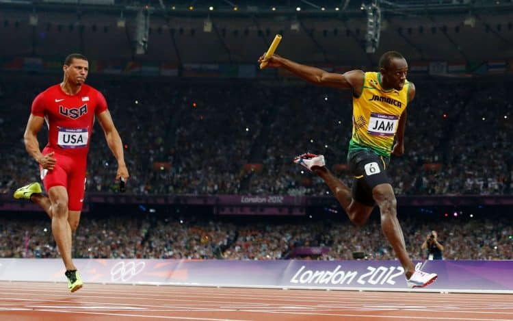 Usain Bolt esteve na equipe que quebrou o recorde mundial de revezamento 4x100