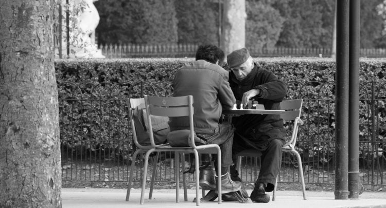 Jogadores de xadrez, qual abertura sugerem para jogar contra a abertura  italiana? : r/PergunteReddit