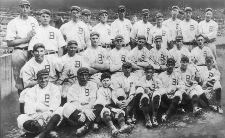 O time do Boston Braves em 1914, no começo da história do Atlanta Braves