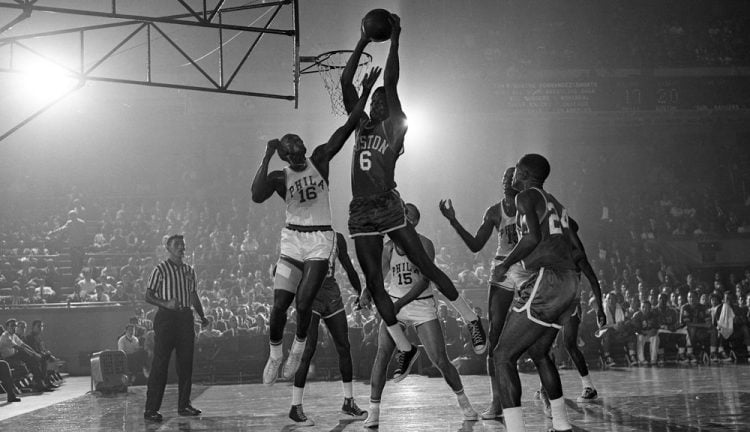 Bill Russel, um dos maiores reboteiros da NBA