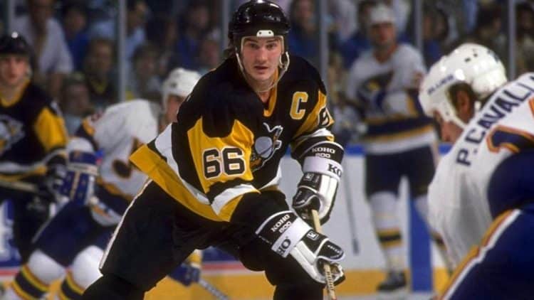 Mario Lemieux está na lista dos maiores jogadores da NHL em todos os tempos