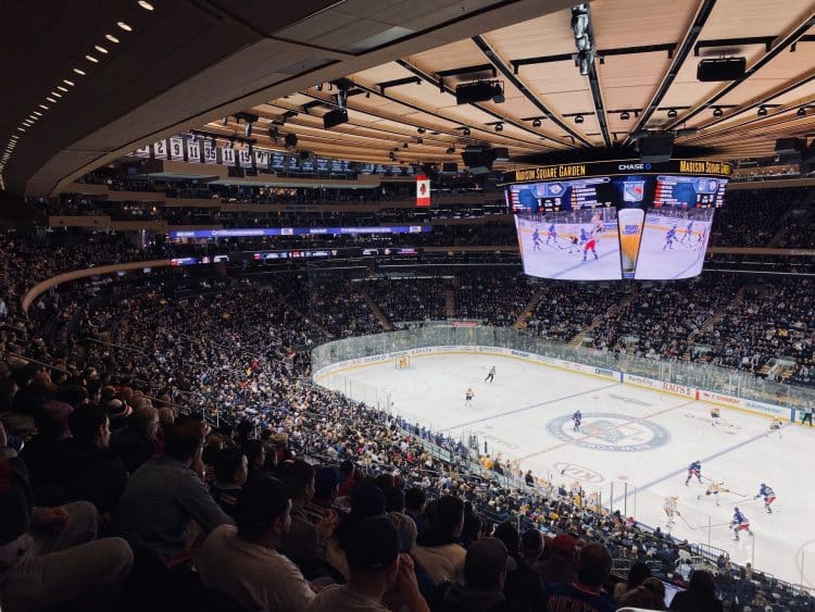 O Madison Square Garden é um dos palcos da temporada da NHL