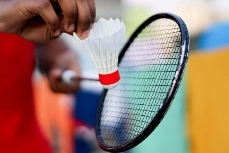 A raquete é um dos principais equipamentos do badminton