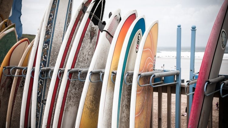 Saiba como escolher uma prancha de surf!