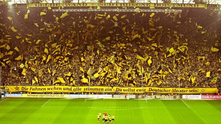 O Borussia Dortmund tem uma das maiores torcidas da Alemanha