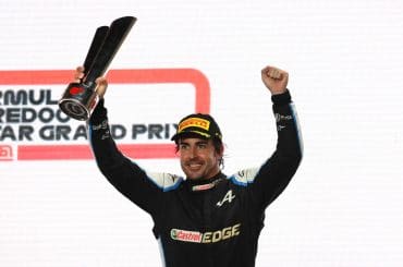 Alain Prost rasga elogios para Fernando Alonso após pódio no Catar