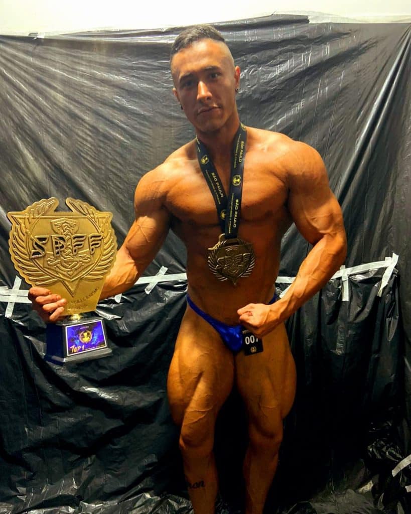 João Vitor, atleta Junior, é campeão Bodybuilder até 23 anos no Novice Open 2022