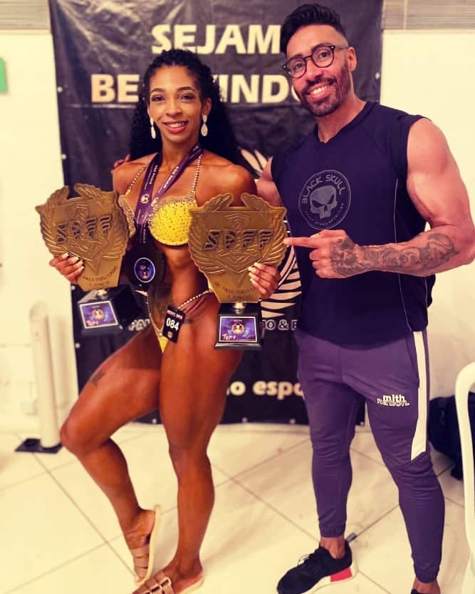 Wellness Physique Novice Open 2022: Rafaela Nascimento conquista top 1 após disputa equilibrada