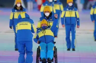 Ucranianos protestam contra Rússia na abertura das Paralimpíadas de Inverno