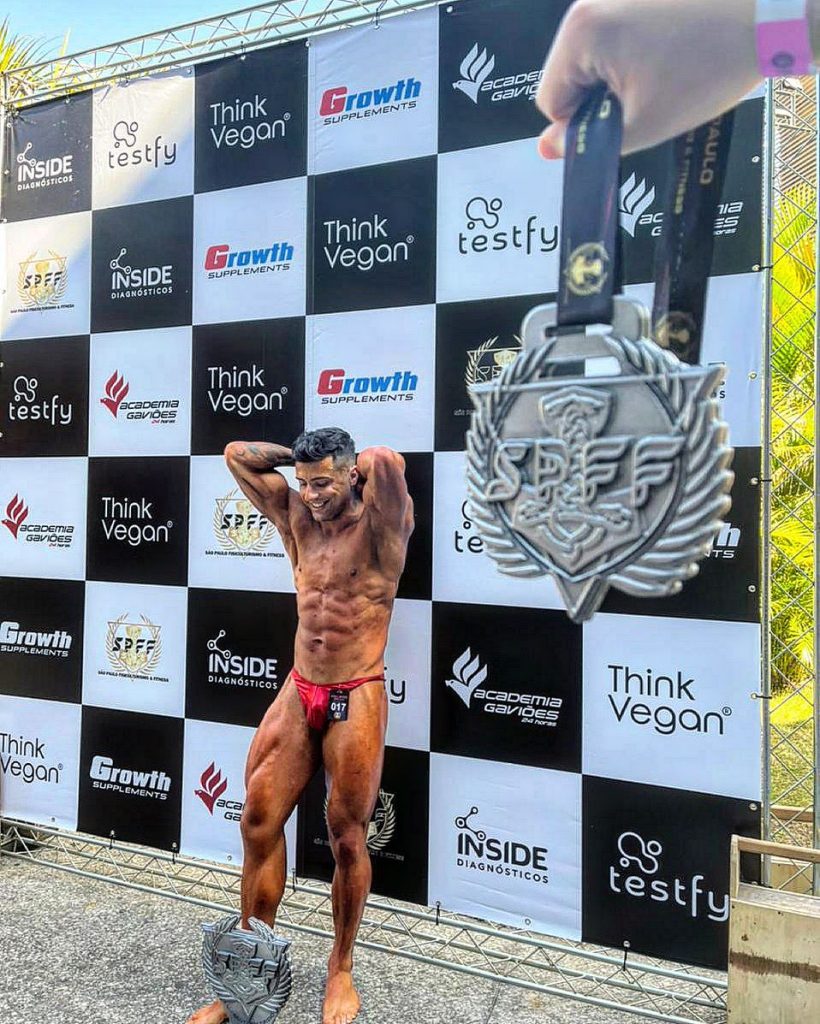 Henrique Dias consegue Top 2 na Bodybuilding do Miss e MIster 2022