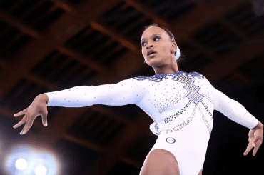 Brasileira ganha medalha de ouro inédita no mundial de ginástica artística