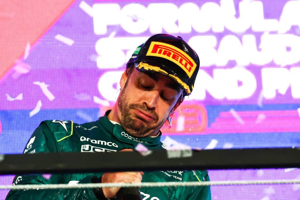 Alonso na Red Bull? Espanhol fica PISTOLA com o boato e faz ameaças