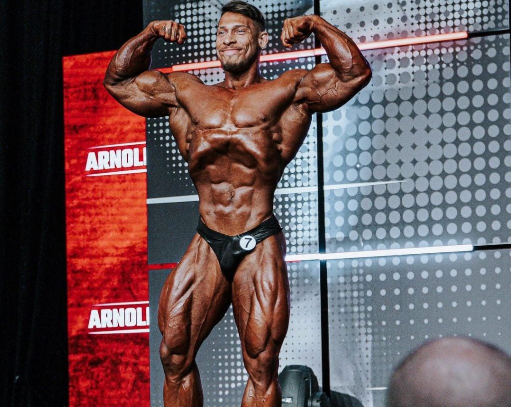Brazilian Bodybuilder Poses da categoria Classic Physique - Conheça quais são