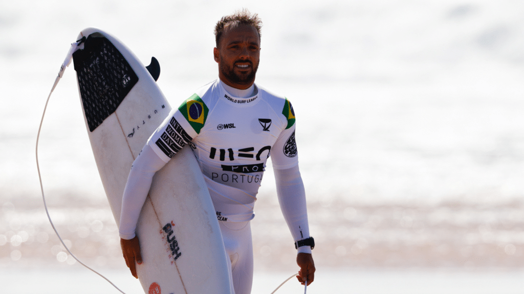 Como Caio Ibelli saiu de atleta descompromissado para o topo do ranking da WSL