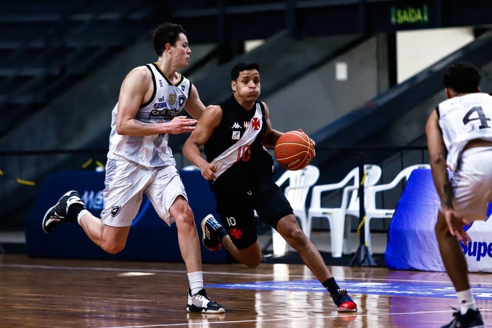 [ENTREVISTA EXCLUSIVA] Vice-presidente do Vasco enaltece a volta do clube ao basquete: “Tradição gigantesca”