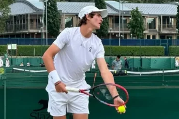 João Fonseca vence de forma brilhante no Juvenil de Wimbledon 2023