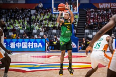Yago dá show e Brasil avança na Copa do Mundo de Basquete 2023