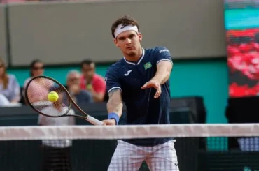 Thiago Wild domina rival e coloca Brasil em boa situação na Copa Davis