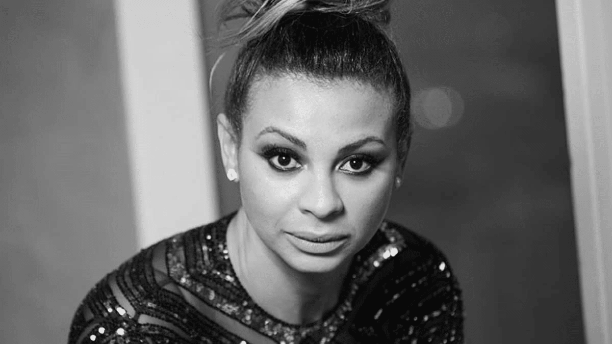 A ex-central morreu na quinta-feira (21/09), aos 43 anos