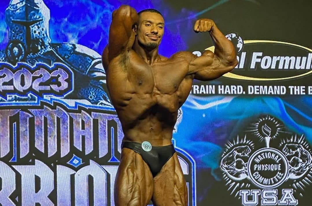 Larry Wheels deixa powerlifting de lado e se aventura em outro esporte: foi campeão?