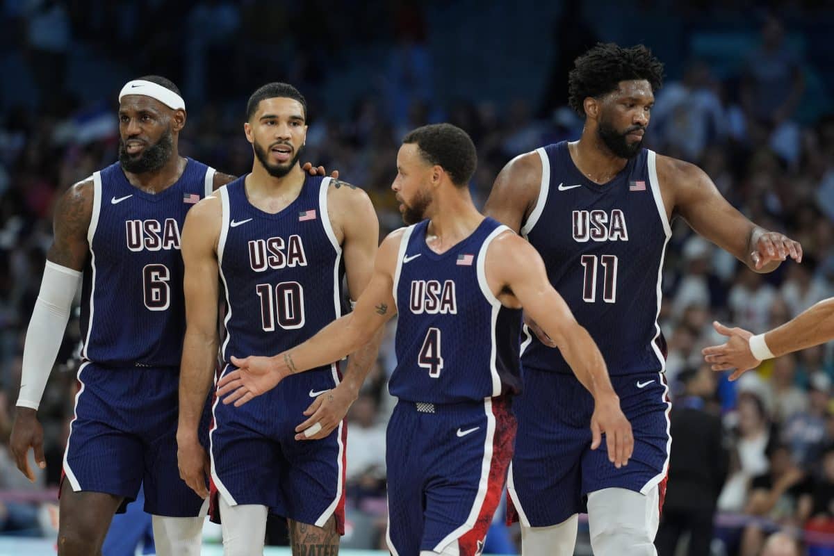Joel Embiid biografia, números e recordes na NBA