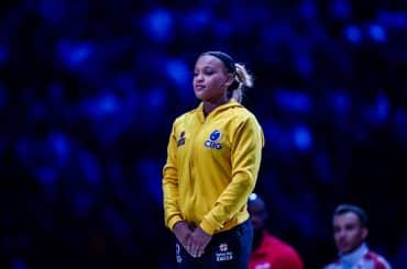 BOMBA! Mídia americana contesta ouro de Rebeca Andrade por Simone Biles: “Os juízes não notaram”