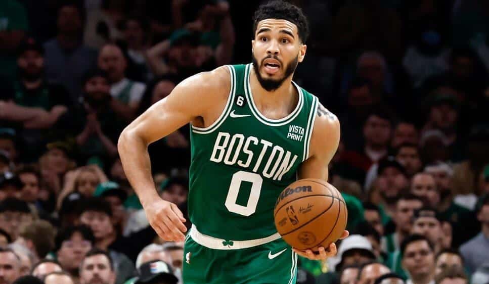 Jayson Tatum: biografia, números e recordes na NBA