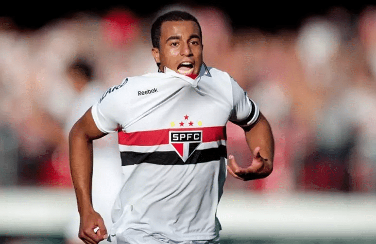 Lucas Moura foi revelado pelo São Paulo