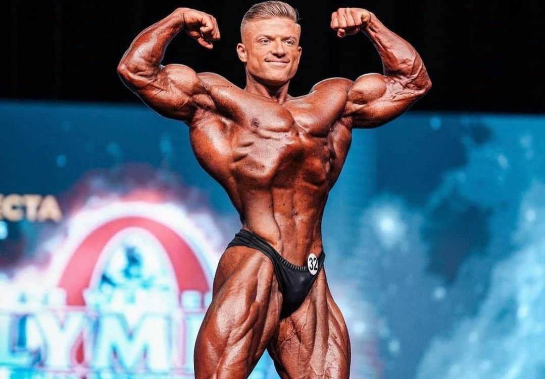 A impressionante evolução de Urs Kalecinski: top 3 do Mr. Olympia que ameaçou Ramon