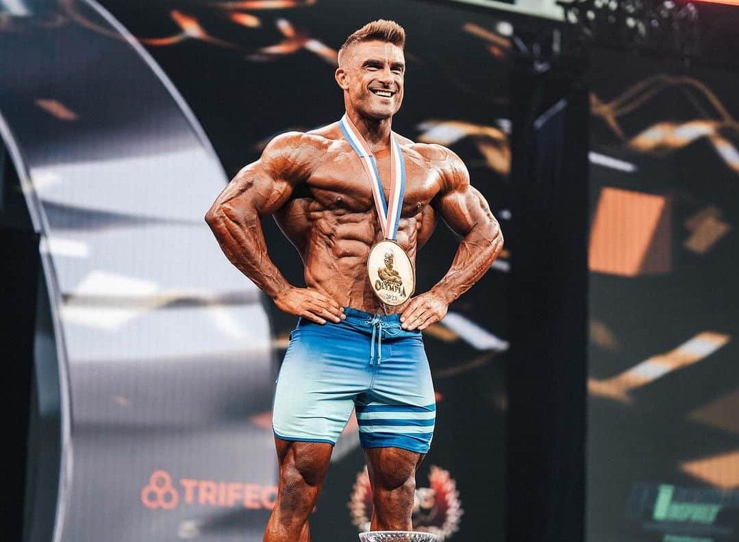 (Vídeo) Leandro Twin fala a verdade sobre esteroides e influência no Mr. Olympia