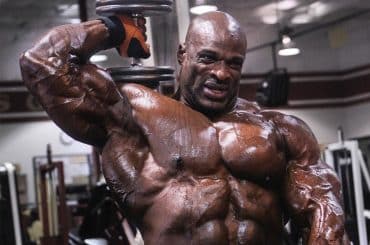 Ronnie Coleman revela o segredo de seu reinado no fisiculturismo e o mundo entra em choque