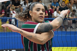 Adaptação, liderança e comida: Ariane detalha momento no Fluminense
