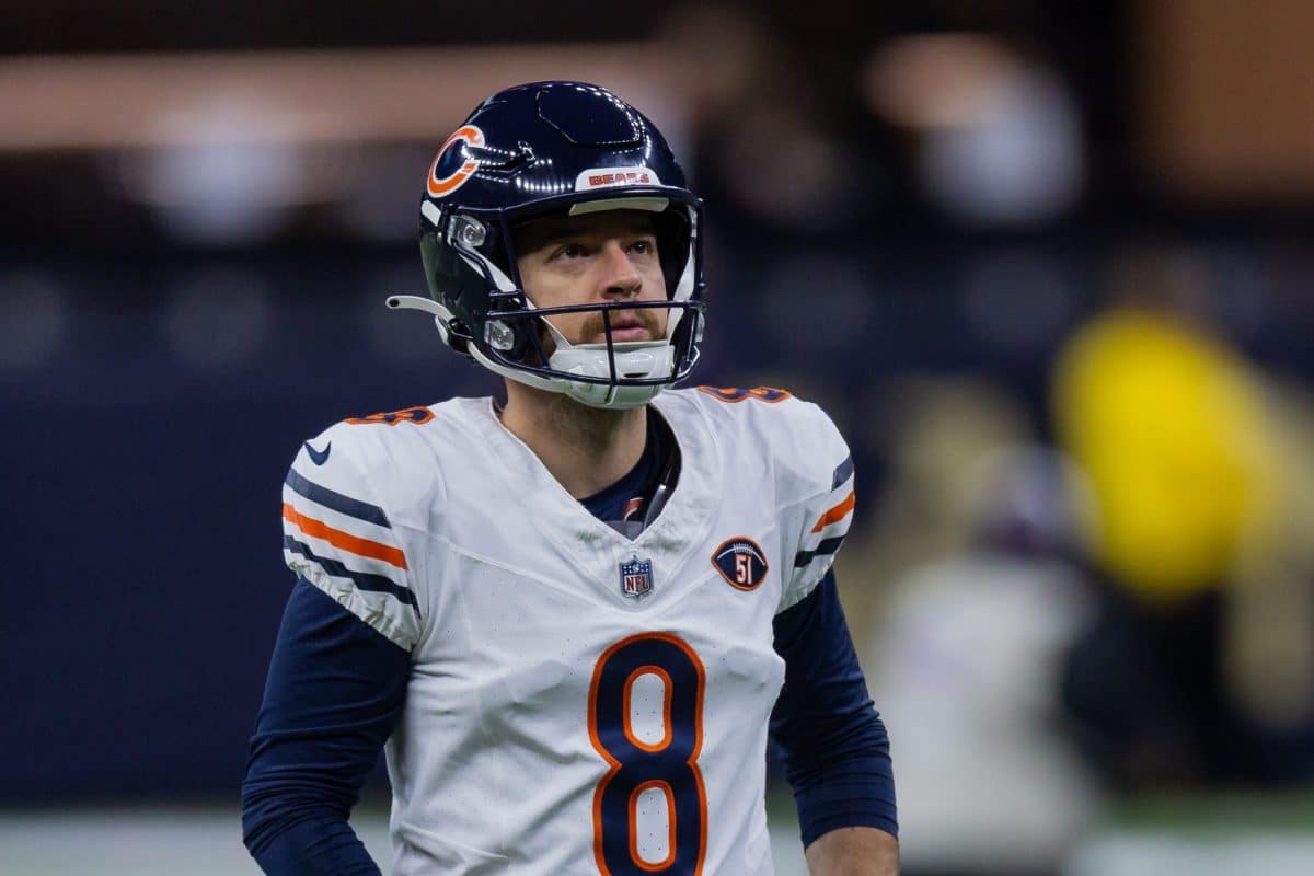 Brasileiro Cairo Santos renova para jogar na NFL recebendo salário