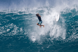 (Vídeo) Veja os perigos de Pipeline, local onde João Chianca se acidentou no Havaí