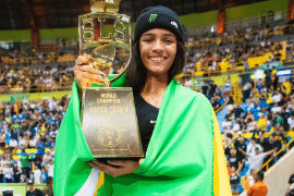 Qual o valor do prêmio de Rayssa Leal pelo título mundial do SLS Super Crown 2023?