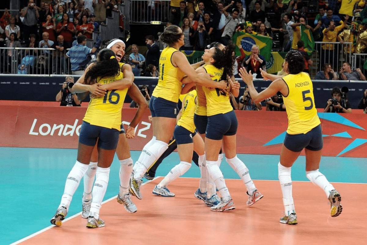 Seleção Brasileira de vôlei feminino: 2008 x 2012 - Qual a melhor?